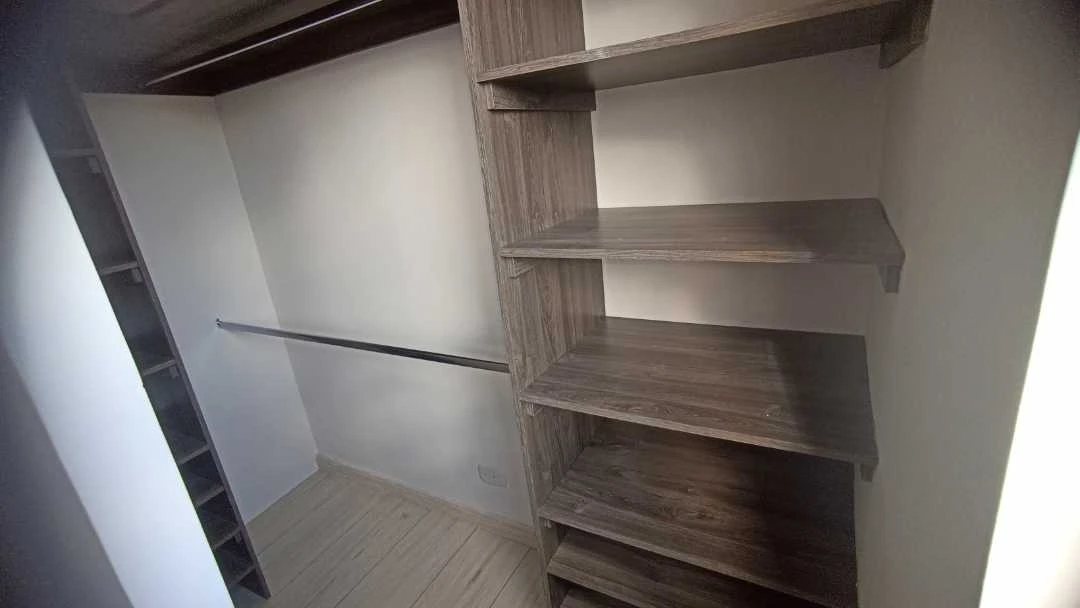 Se arrienda apartamento en sector Navarra