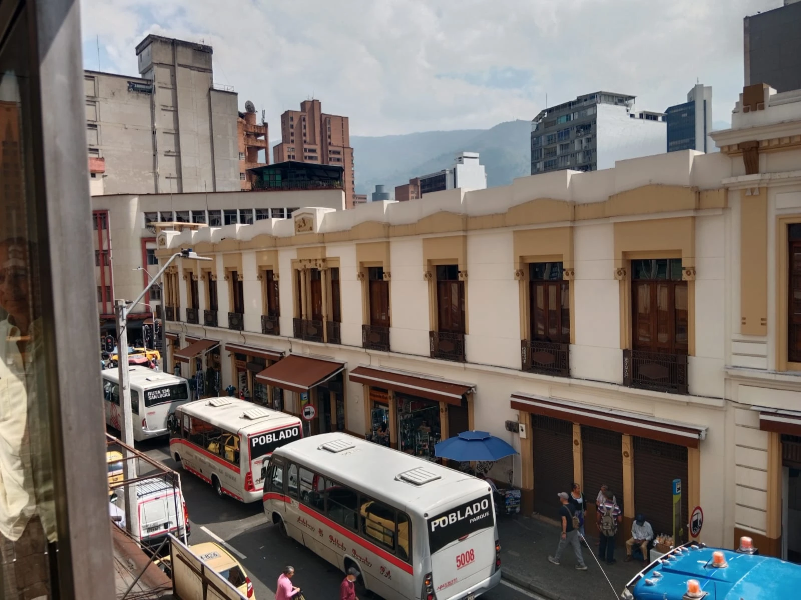EDIFICIO EN ARRIENDO 