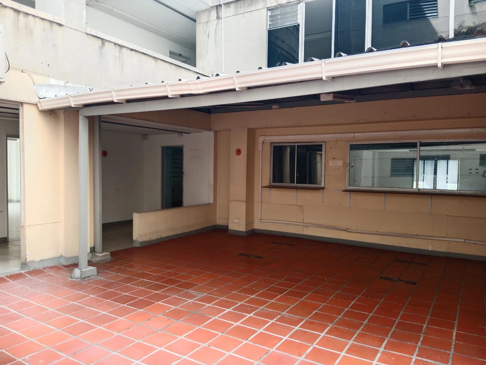 EDIFICIO EN ARRIENDO 