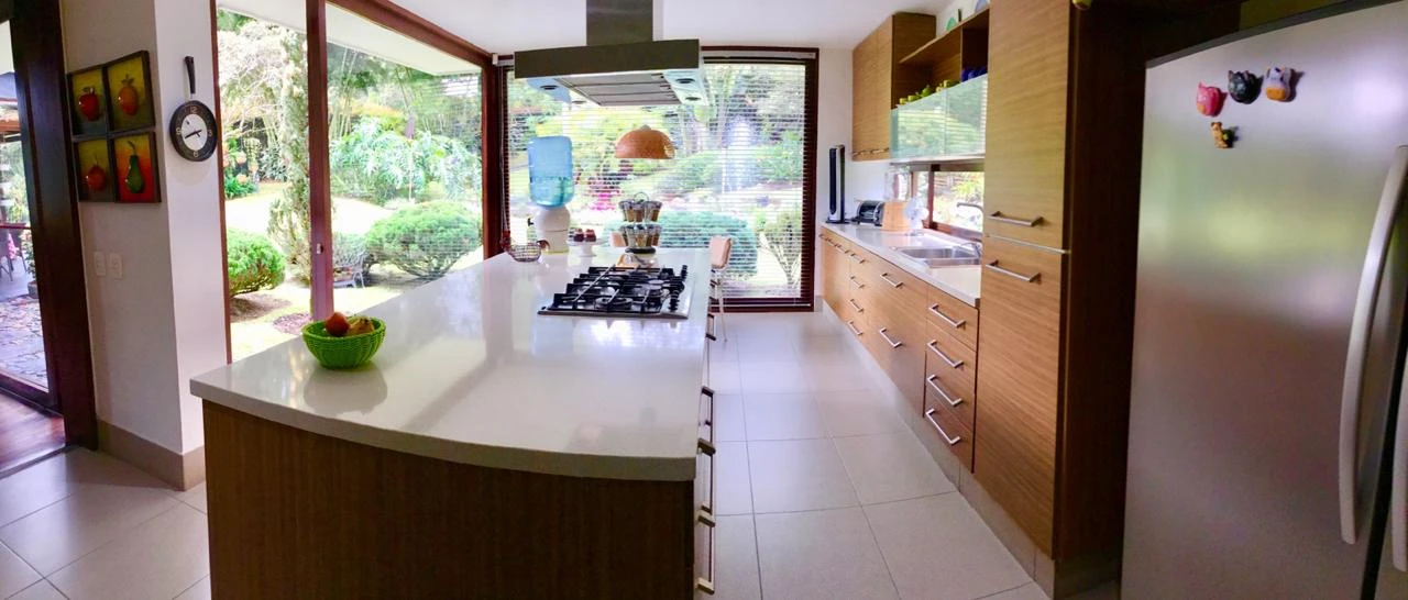 CASA  CAMPESTRE EN ARRIENDO O VENTA EN LLANOGRANDE 