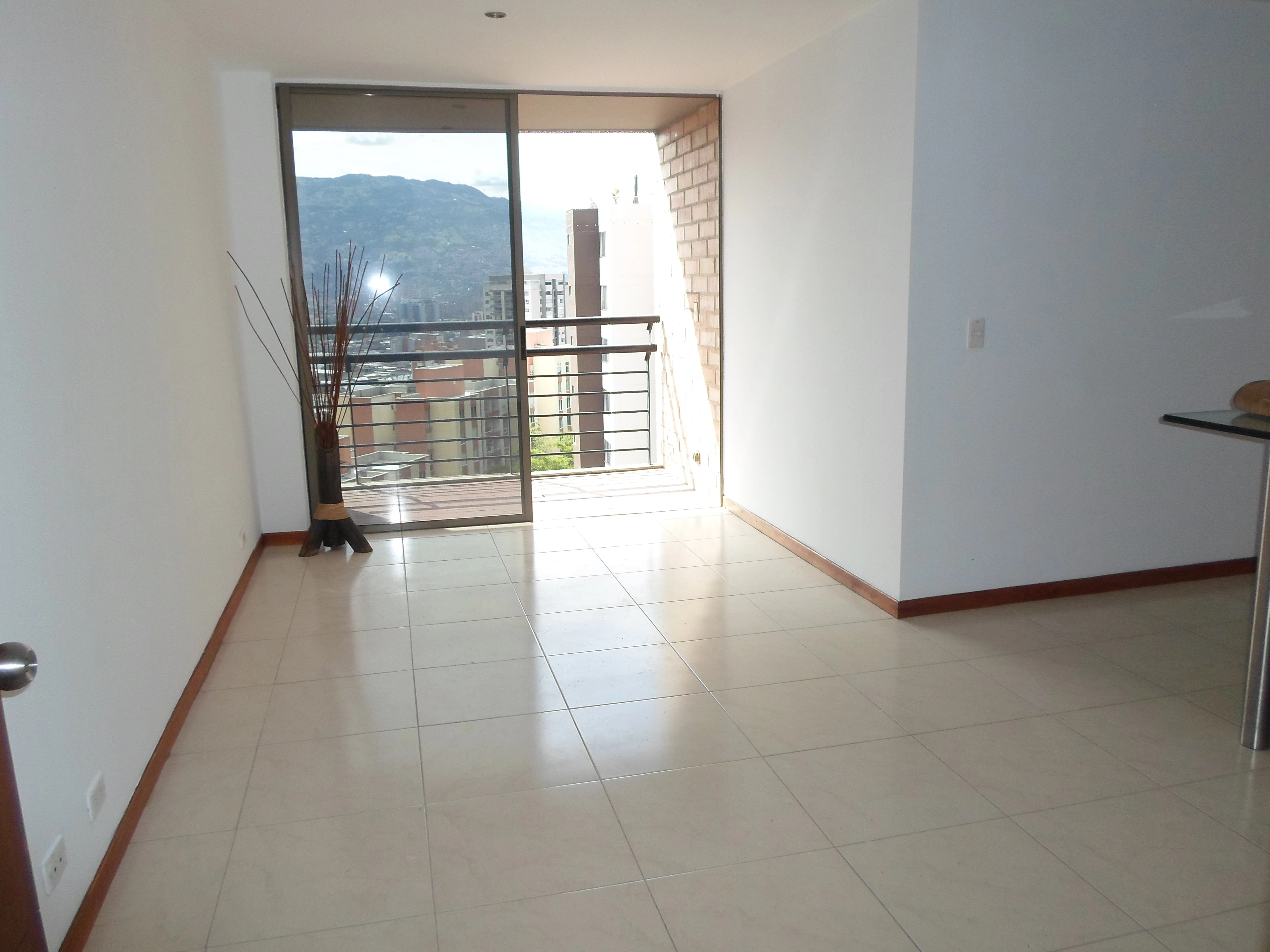 Apartamento en arriendo sector El Encierro