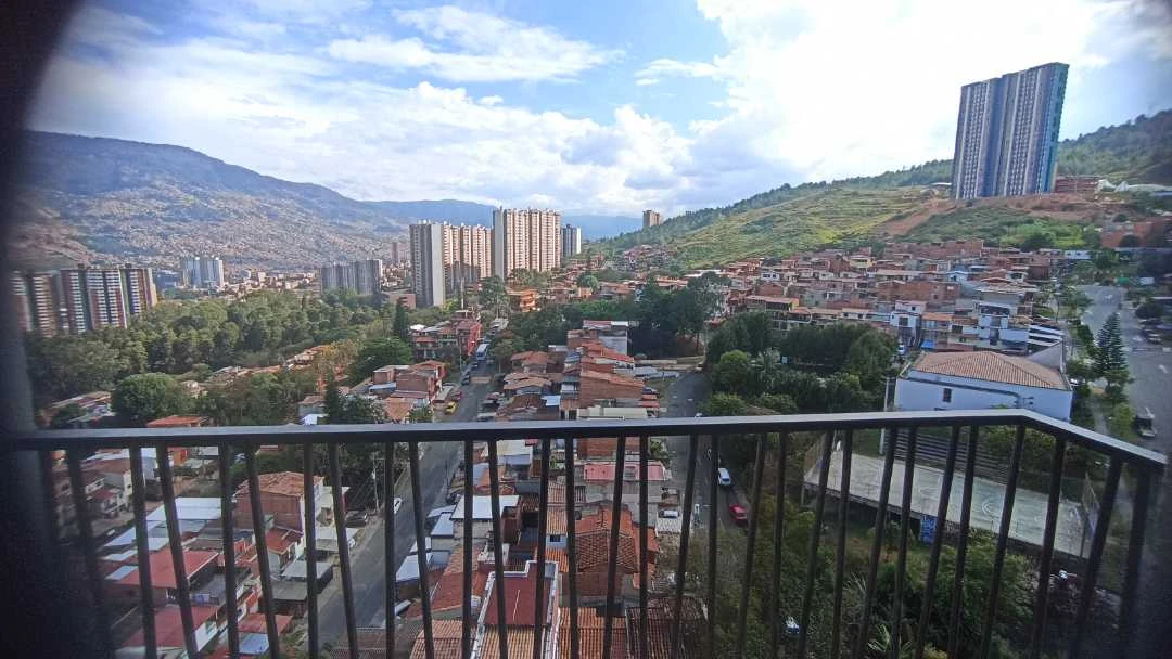 Se arrienda apto en sector santa Ana unidad mirador de bucaros