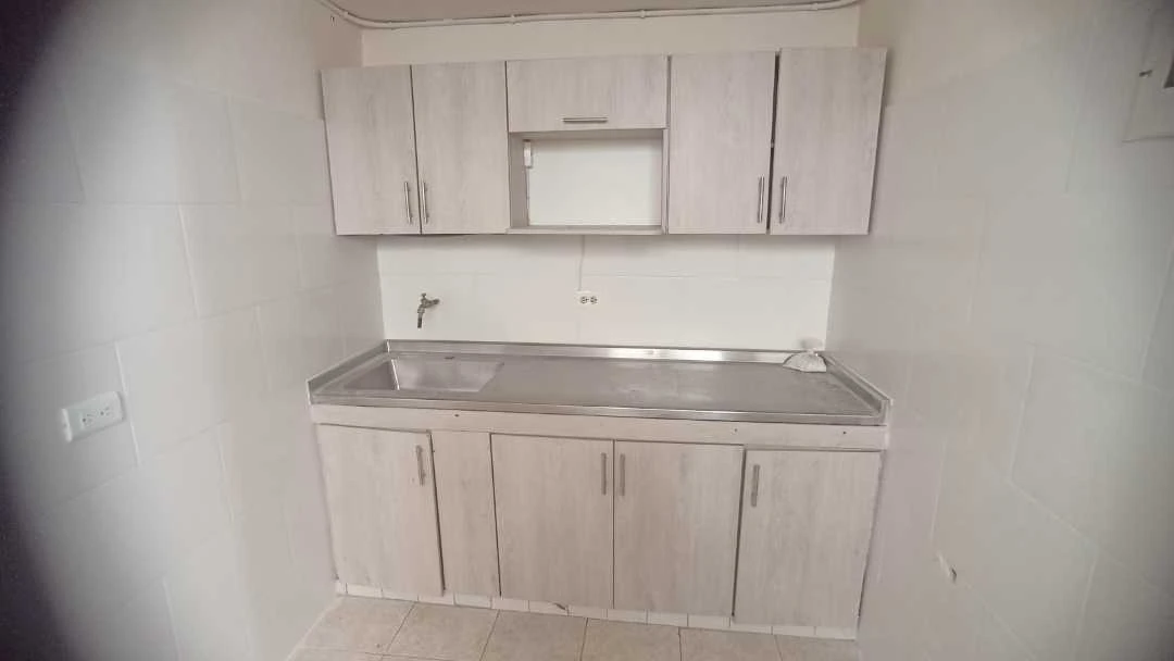 Se arrienda apartamento por barrio perez cerca al parque de bello