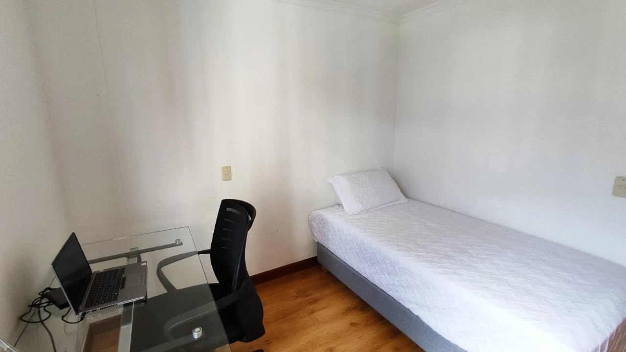 Apartamento en venta sector loma de los parra 