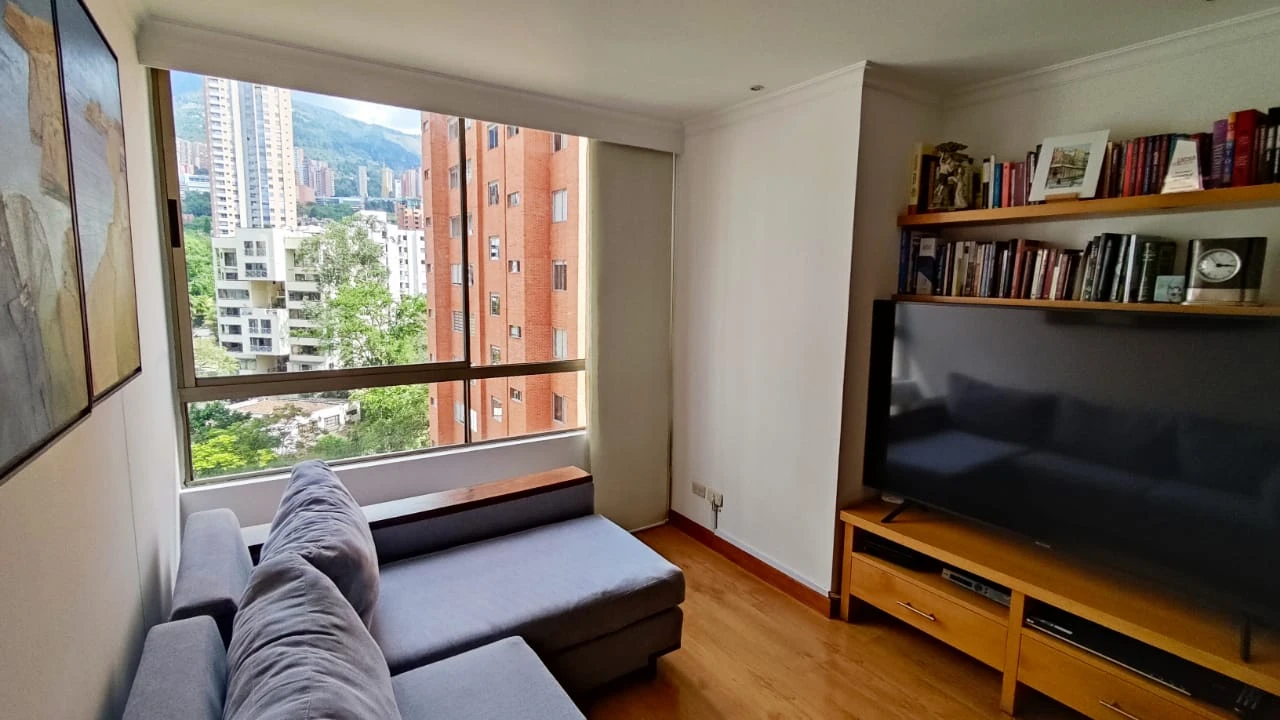 Apartamento en venta sector loma de los parra 