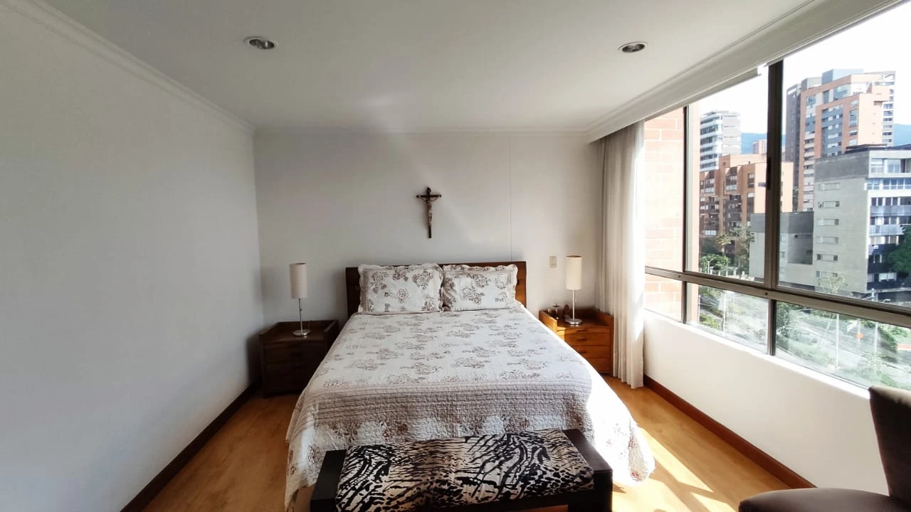 Apartamento en venta sector loma de los parra 