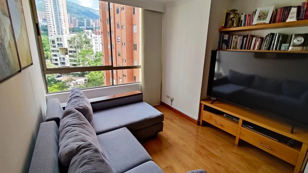 Apartamento en venta sector loma de los parra 