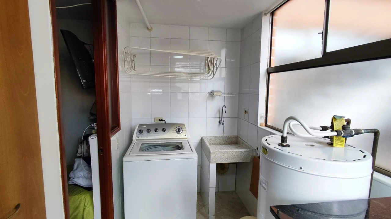 Apartamento en venta sector loma de los parra 