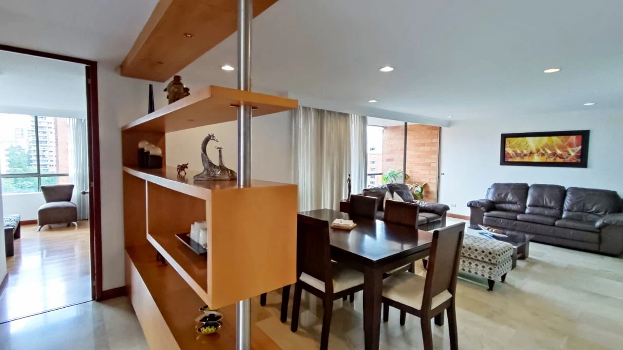 Apartamento en venta sector loma de los parra 