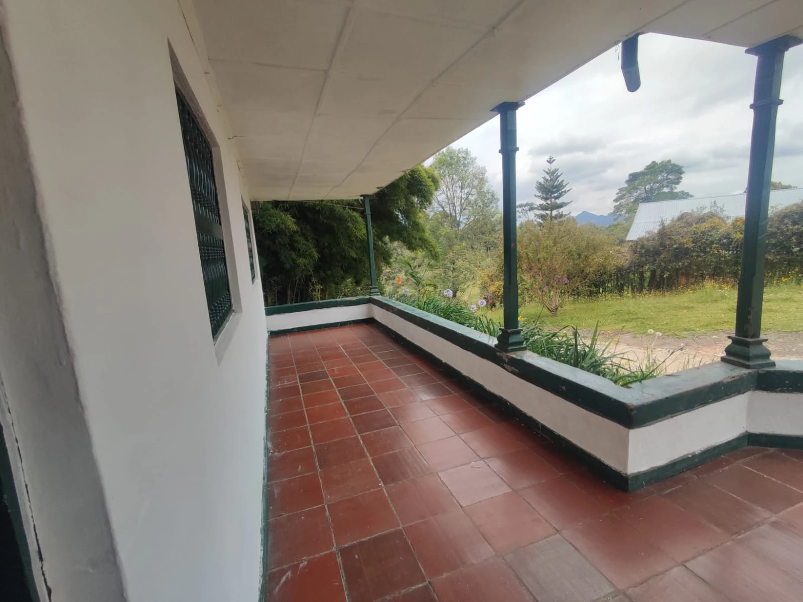 CASA LOTE COMERCIAL EN ARRIENDO / VENTA
