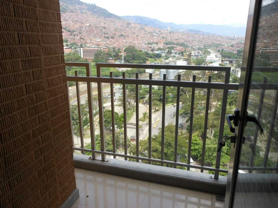 Apartamento en venta cerca a la estación madera