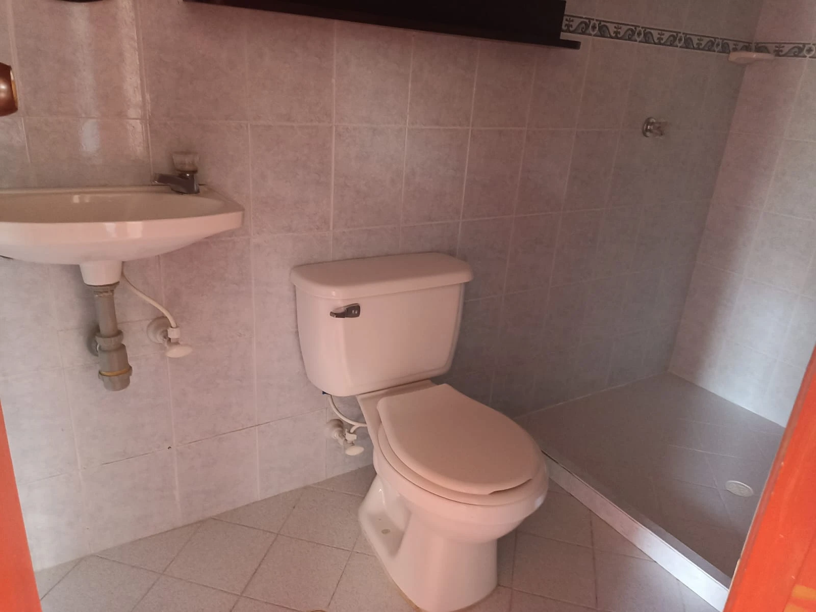 finca en arriendo en llanogrande  rionegro 
