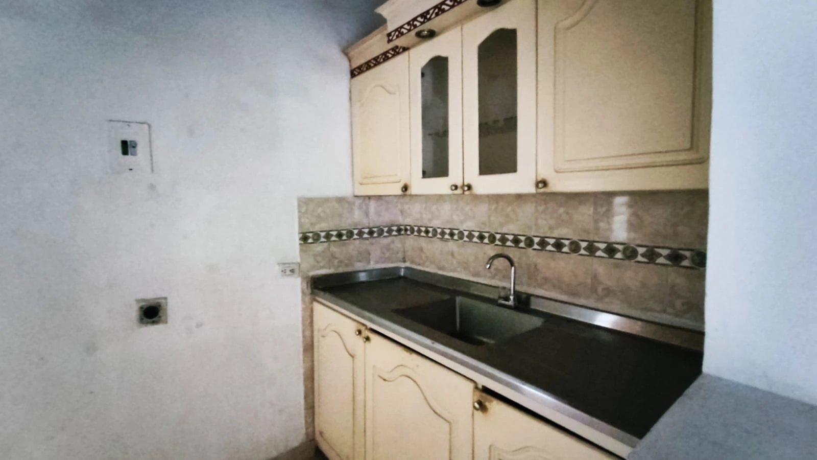 apartamento en arriendo sector Robledo la campiña