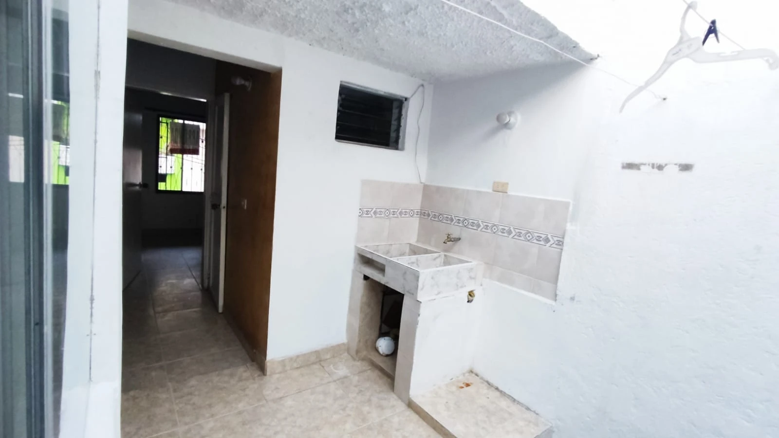 apartamento en arriendo sector Robledo la campiña