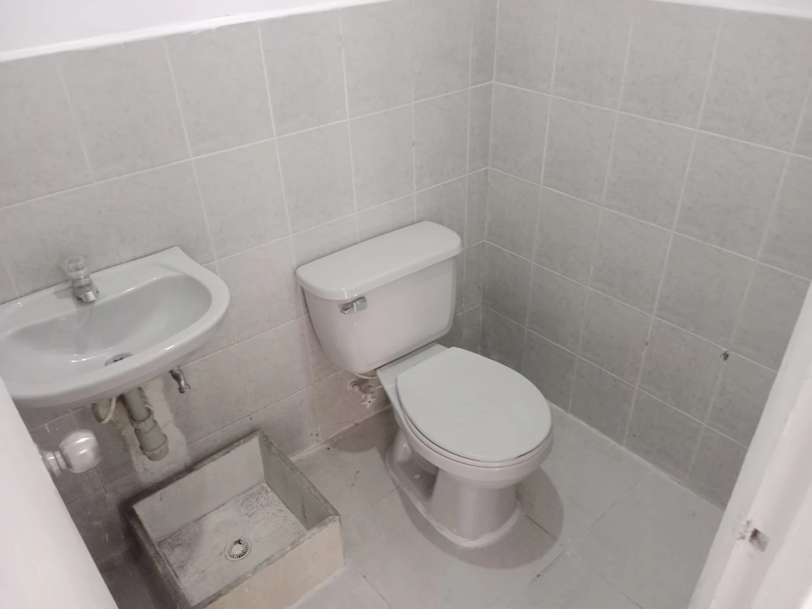 LOCAL COMERCIAL  EN ARRIENDO PRADO CENTRO