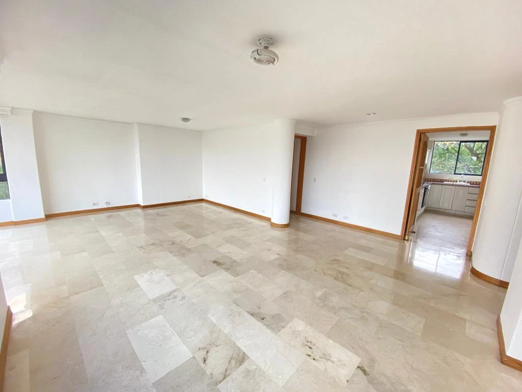 Apartamento en Arriendo El Campestre Medellín