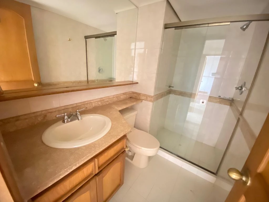 Apartamento en Arriendo El Campestre Medellín