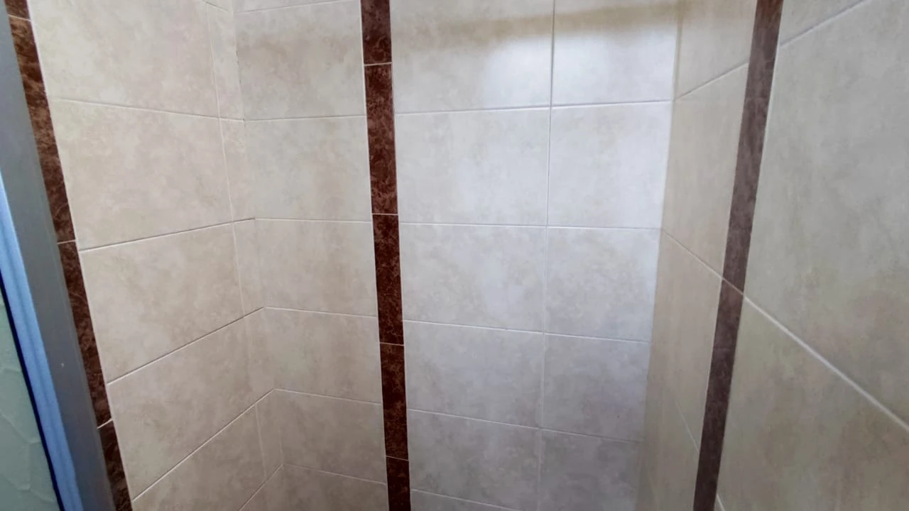 Oficina en arriendo mall comercial cerca al parque del poblado