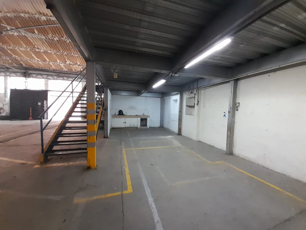 BODEGA EN ARRIENDO