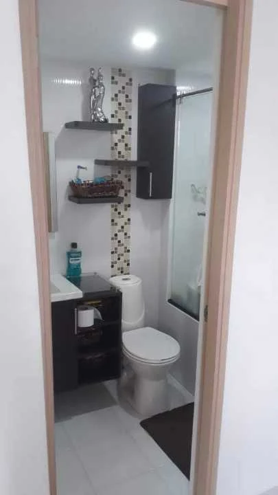 Excelente apartamento en sector Navarra
