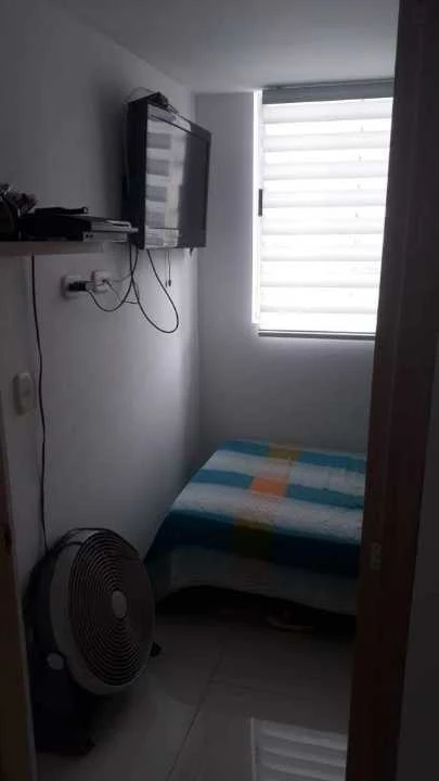 Excelente apartamento en sector Navarra