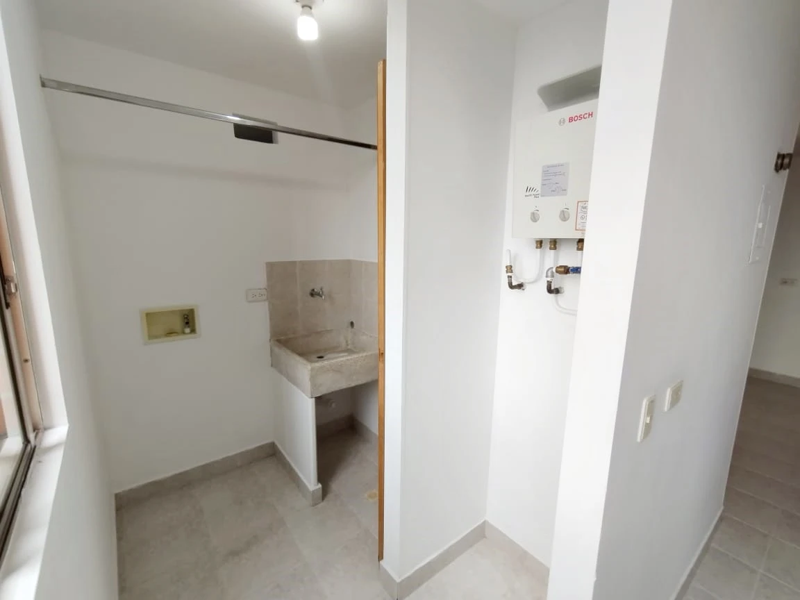 Apartamento en arriendo sector Vizcaya