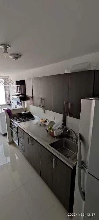 Se vende apartamento en la unidad los árboles