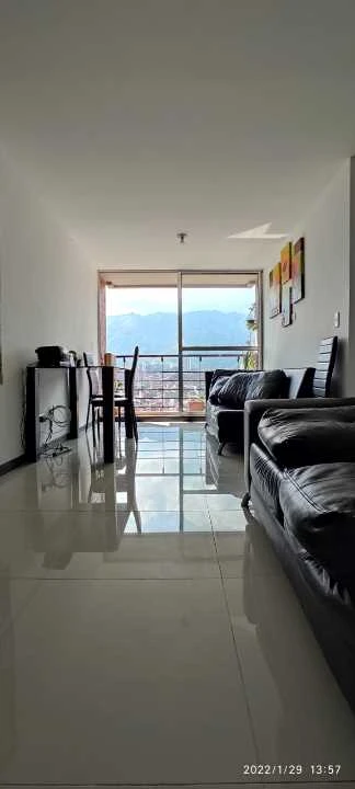 Se vende apartamento en la unidad los árboles