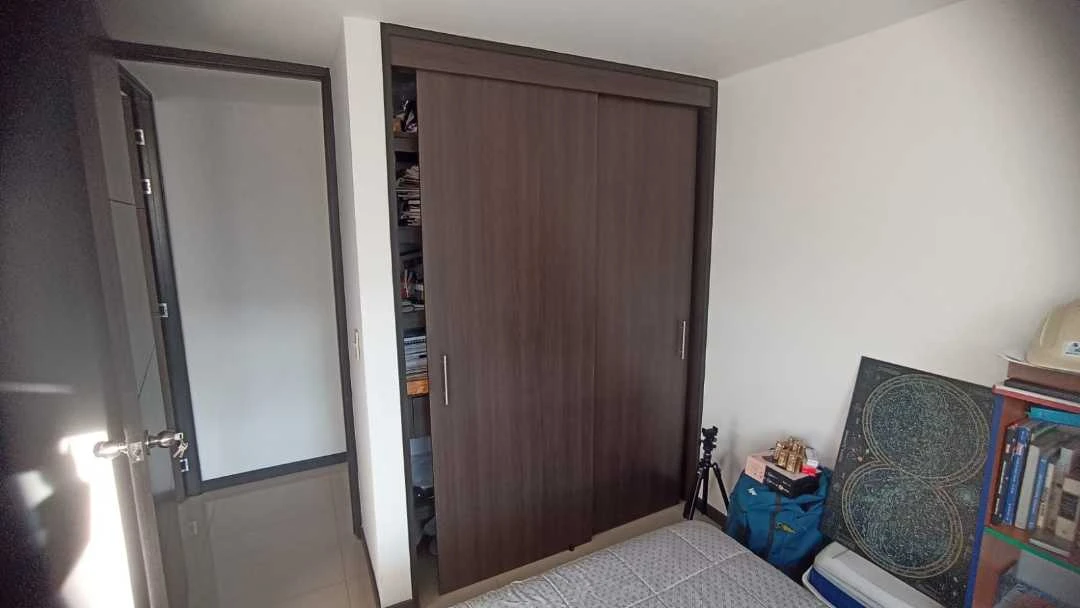 Se vende apartamento en la unidad los árboles