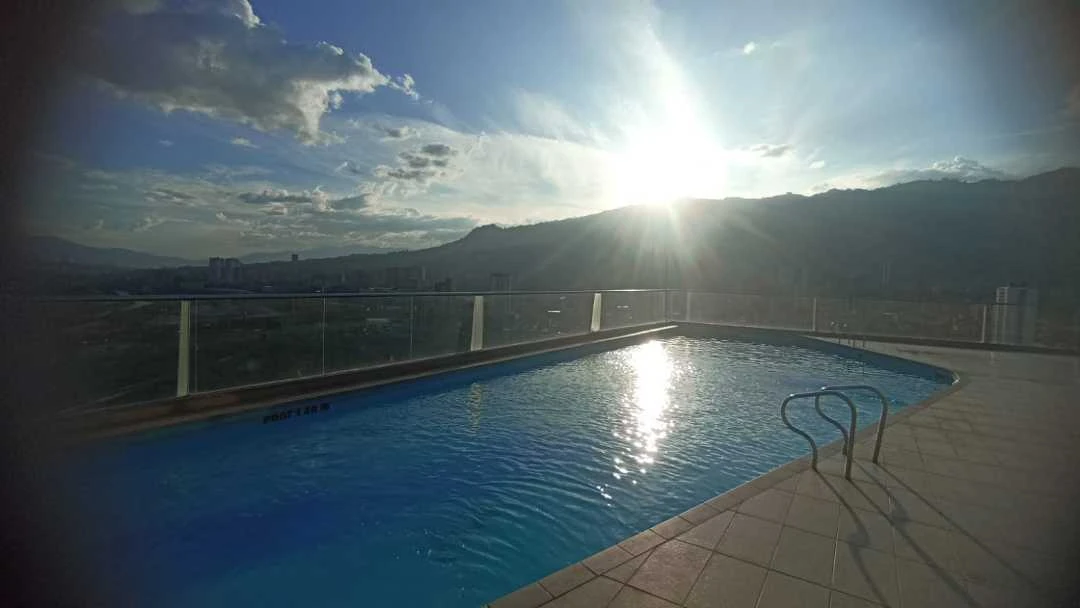 Se vende apartamento en la unidad los árboles