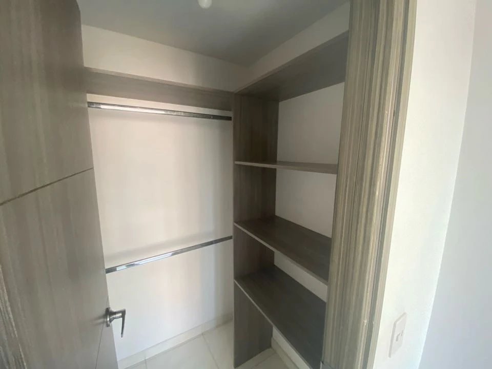 Apartamento en arriendo cerca a la estación madera