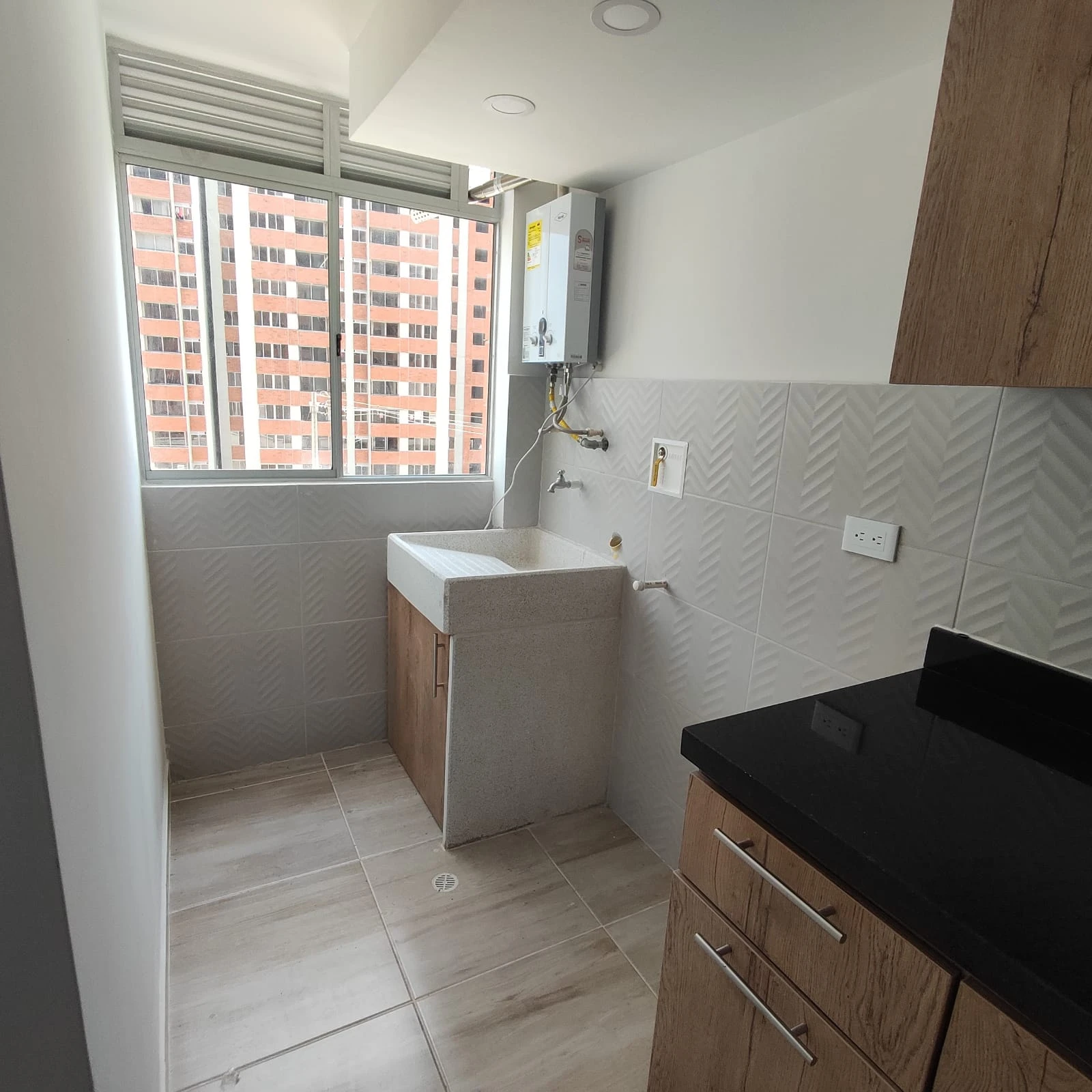 Apartamento en arriendo en edificio Alegría 