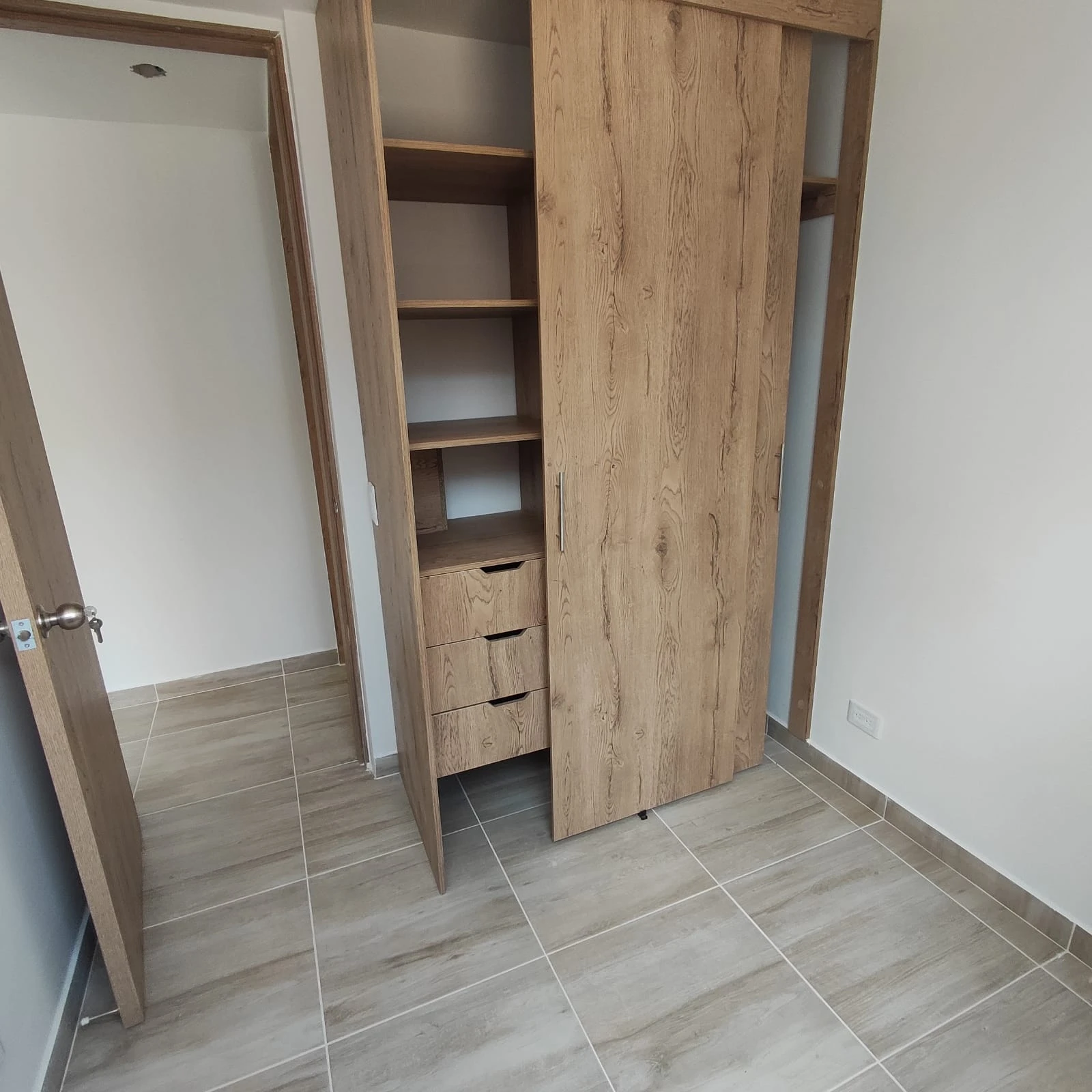Apartamento en arriendo en edificio Alegría 