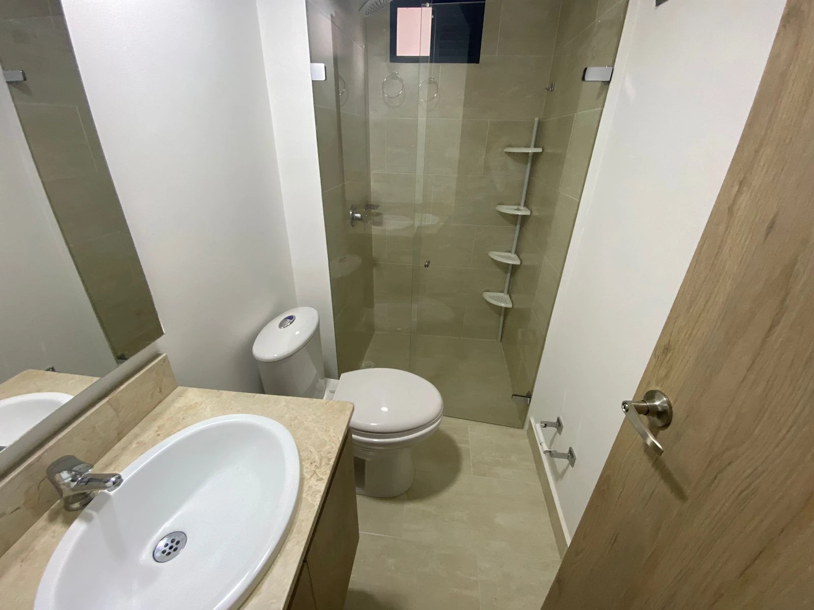 Apartamento para la venta en la ceja 
