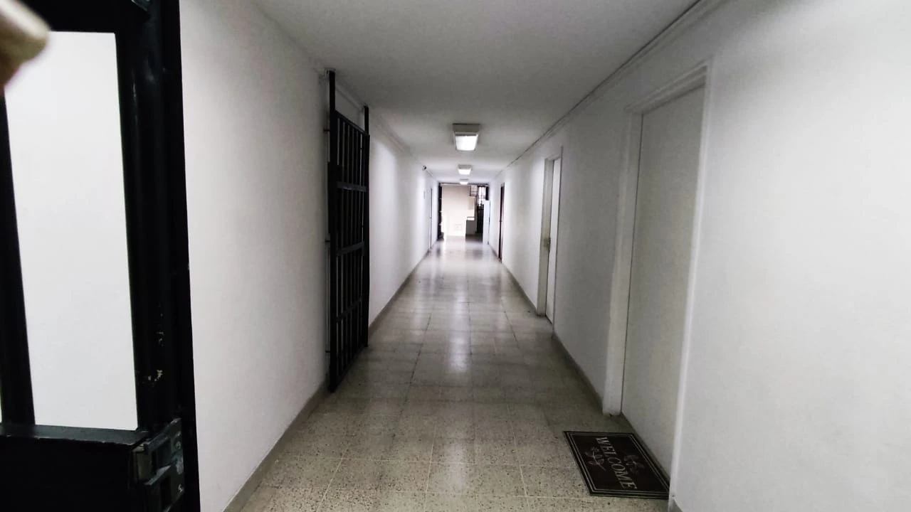 Oficinas en arriendo mall comercial cerca al parque del poblado