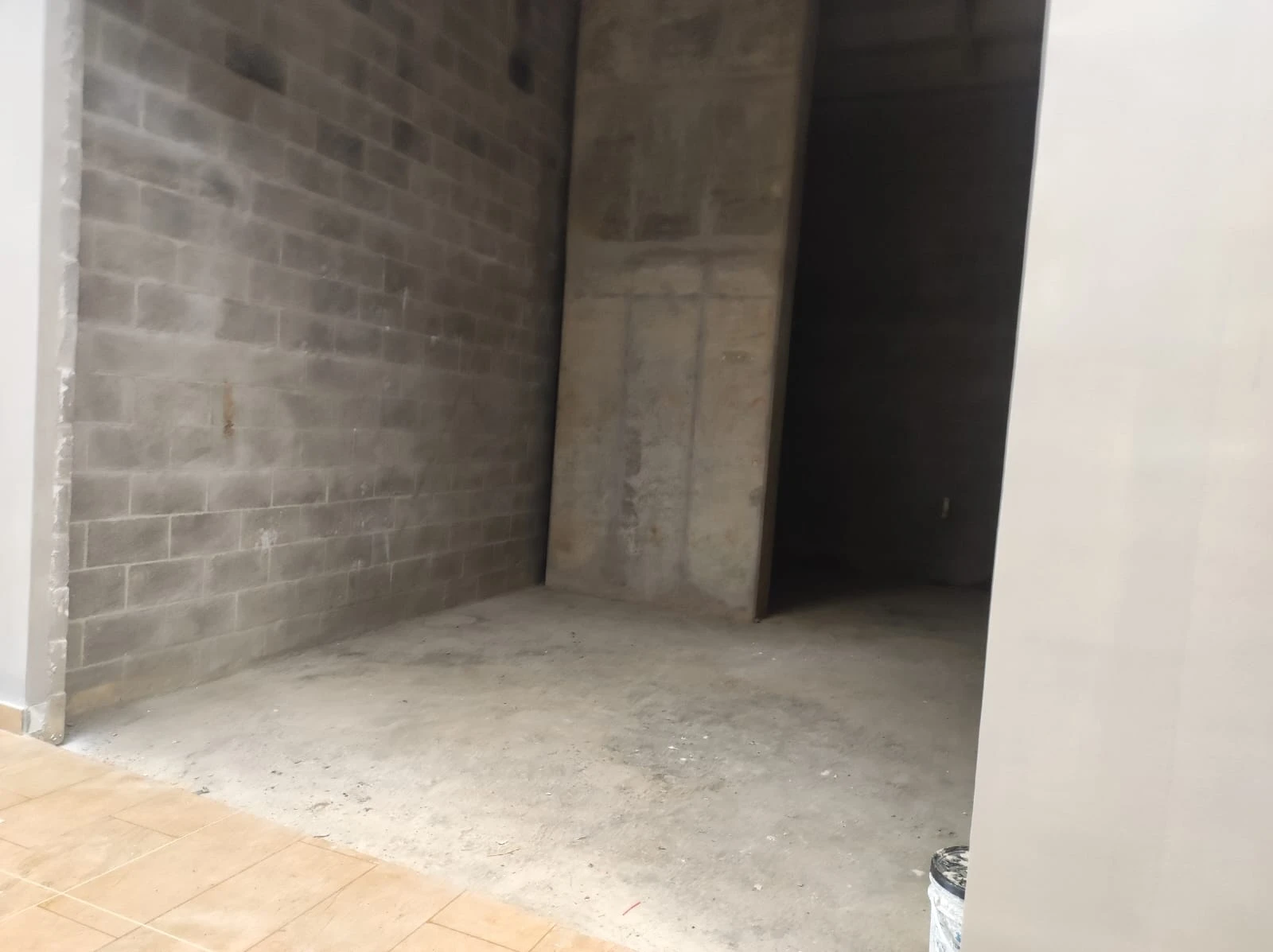LOCAL EN ARRIENDO - MALL OASIS DE RIOGRANDE 