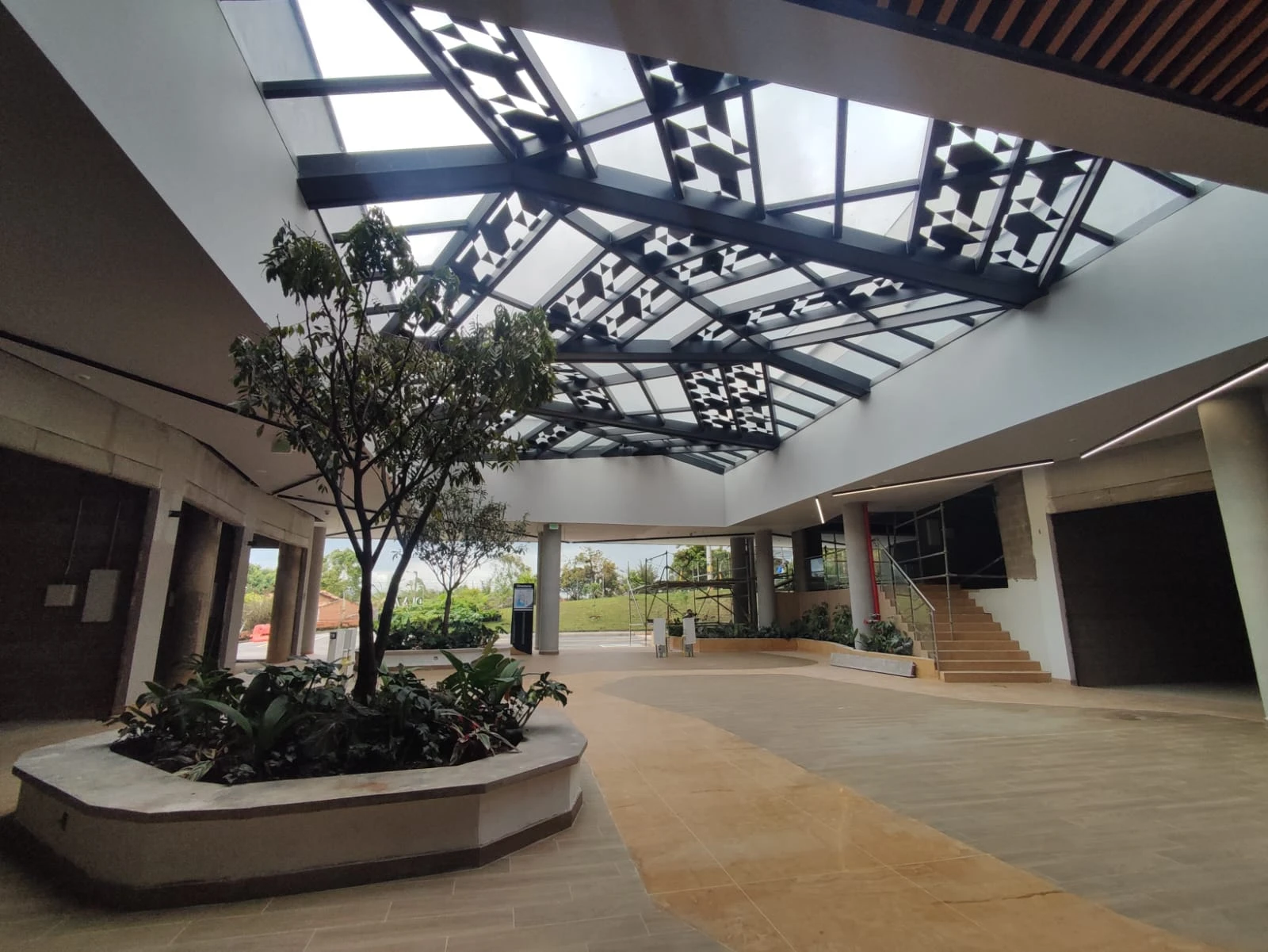 LOCAL EN ARRIENDO - MALL OASIS DE RIOGRANDE 