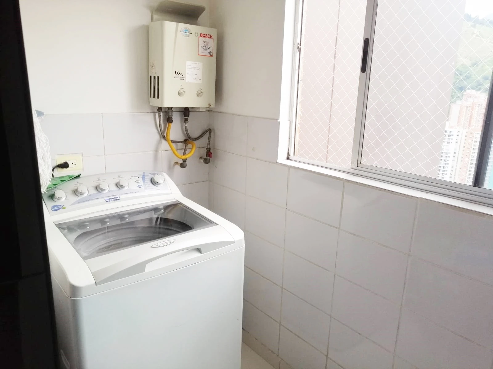 Apartamento amoblado en arriendo
