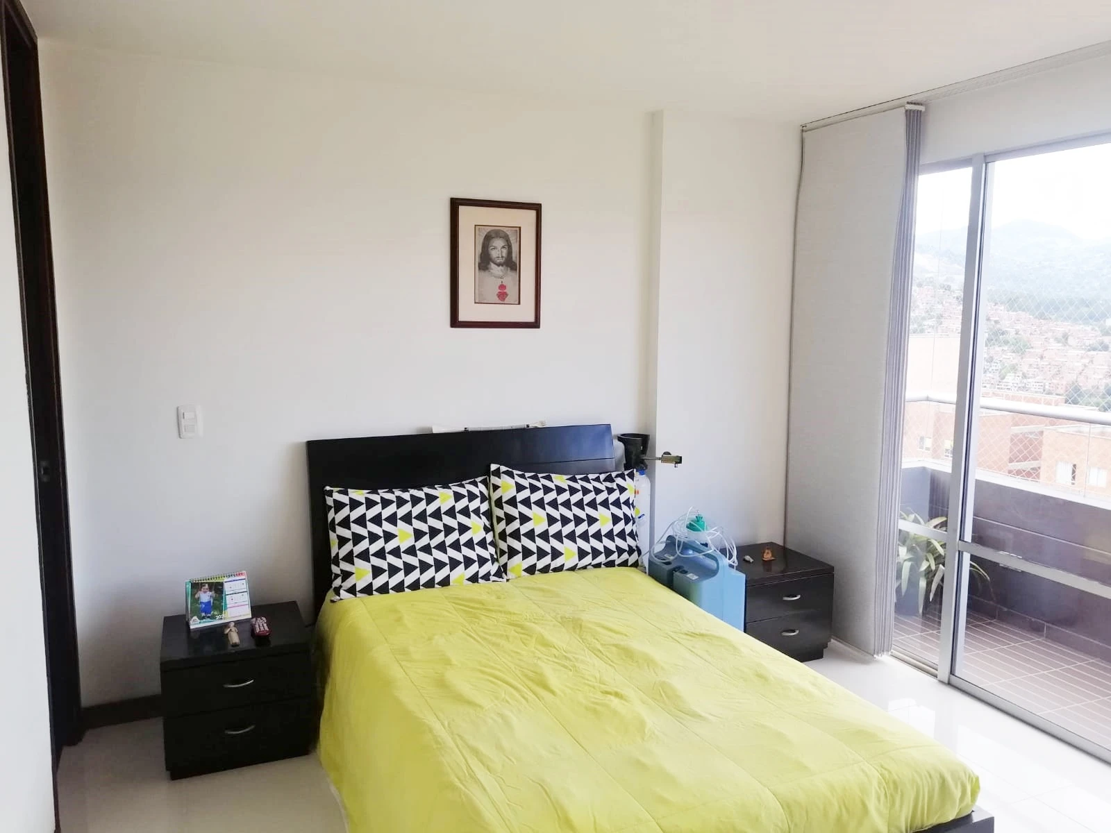 Apartamento amoblado en arriendo