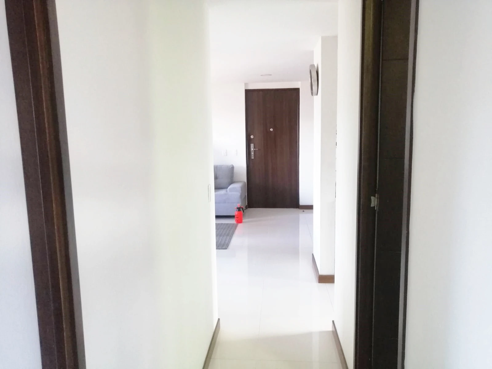 Apartamento amoblado en arriendo