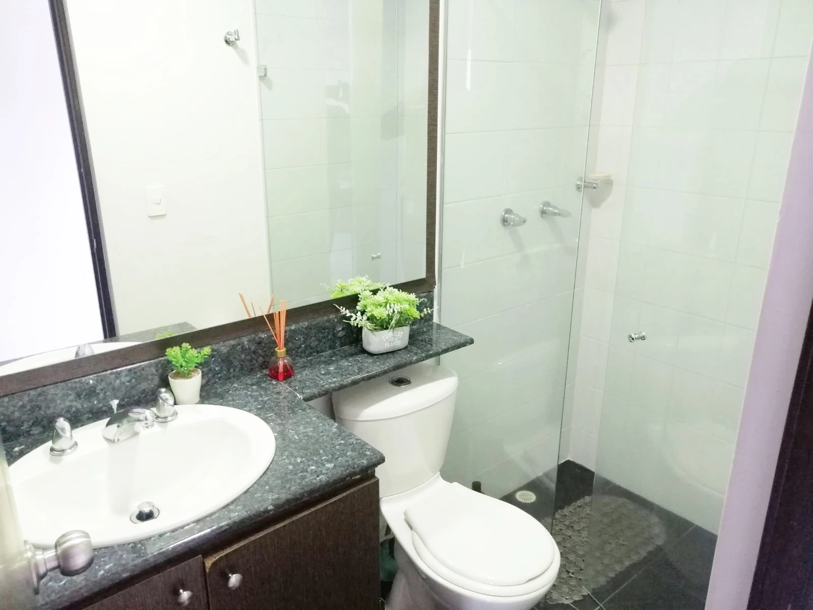 Apartamento amoblado en arriendo