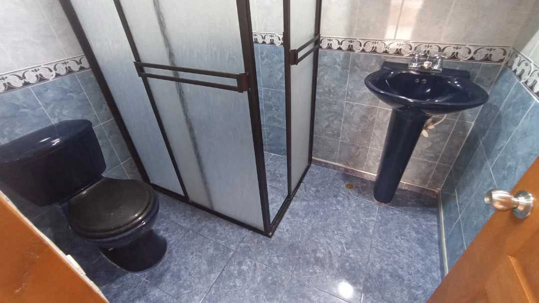 Se arrienda apto cerca al parque de bello barrio Suárez