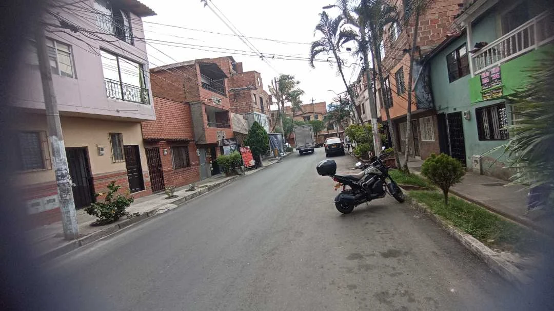 Se arrienda apto cerca al parque de bello barrio Suárez