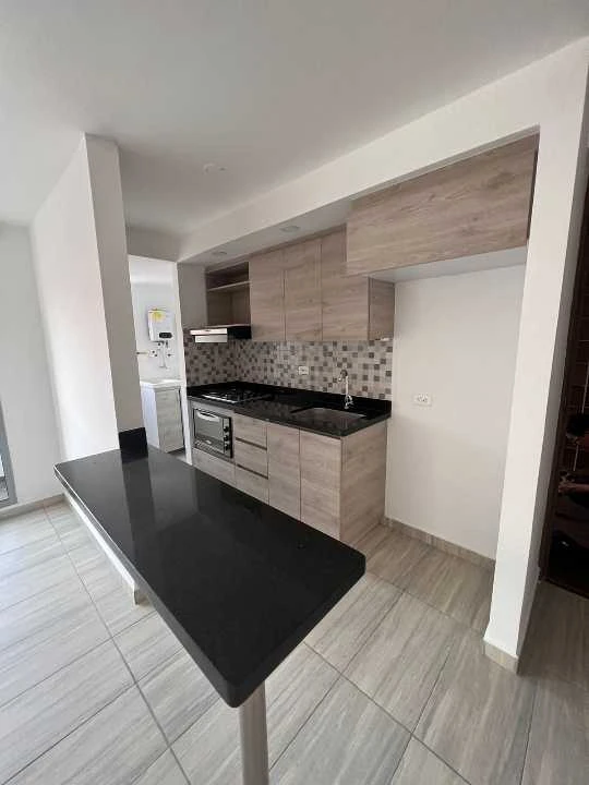 Se arrienda apartamento en unidad mediterráneo ciudad fabricato