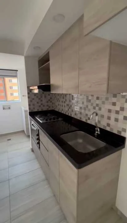 Se arrienda apartamento en unidad mediterráneo ciudad fabricato