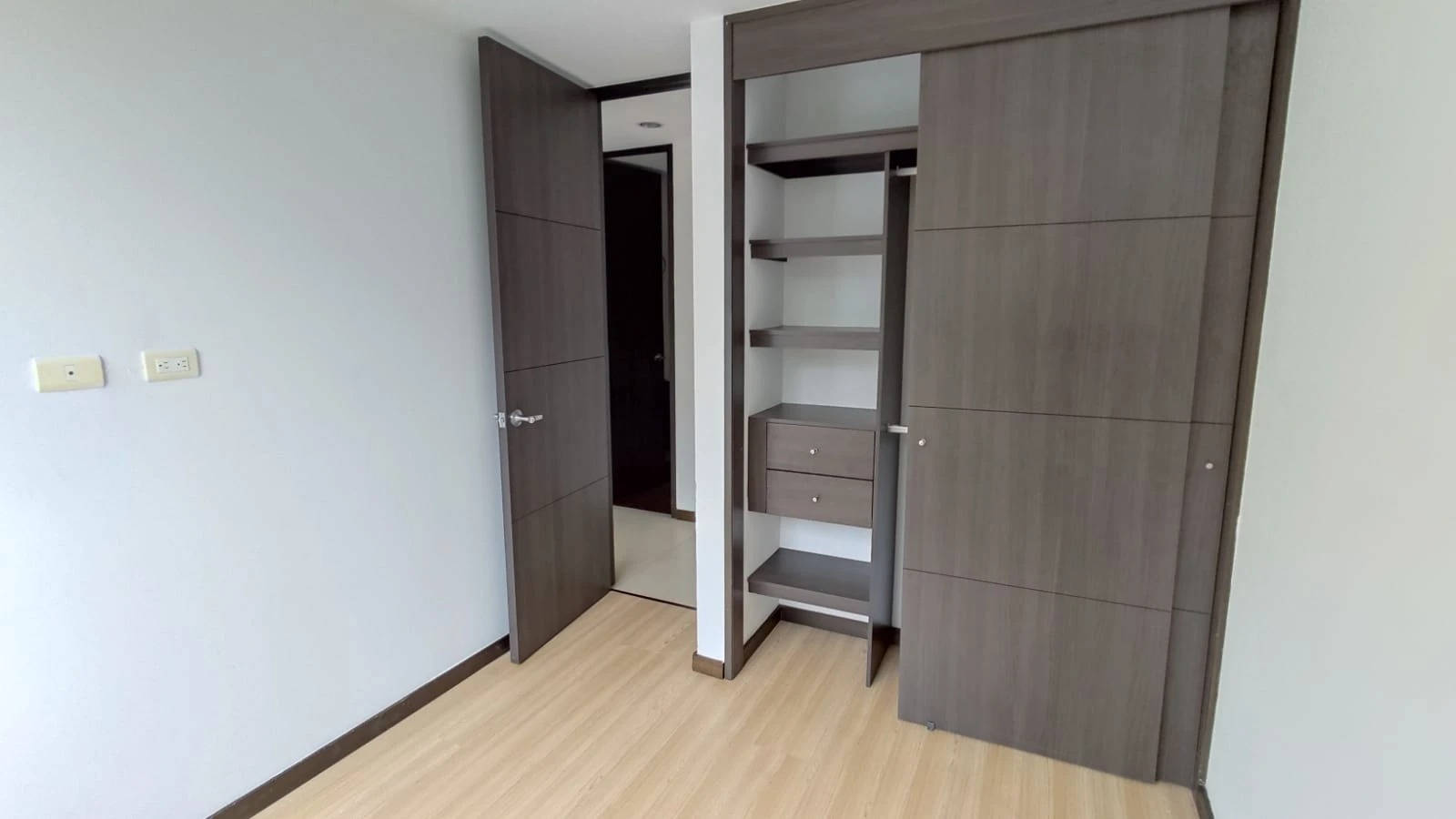 Apartamento en arriendo sector padre marianito superior