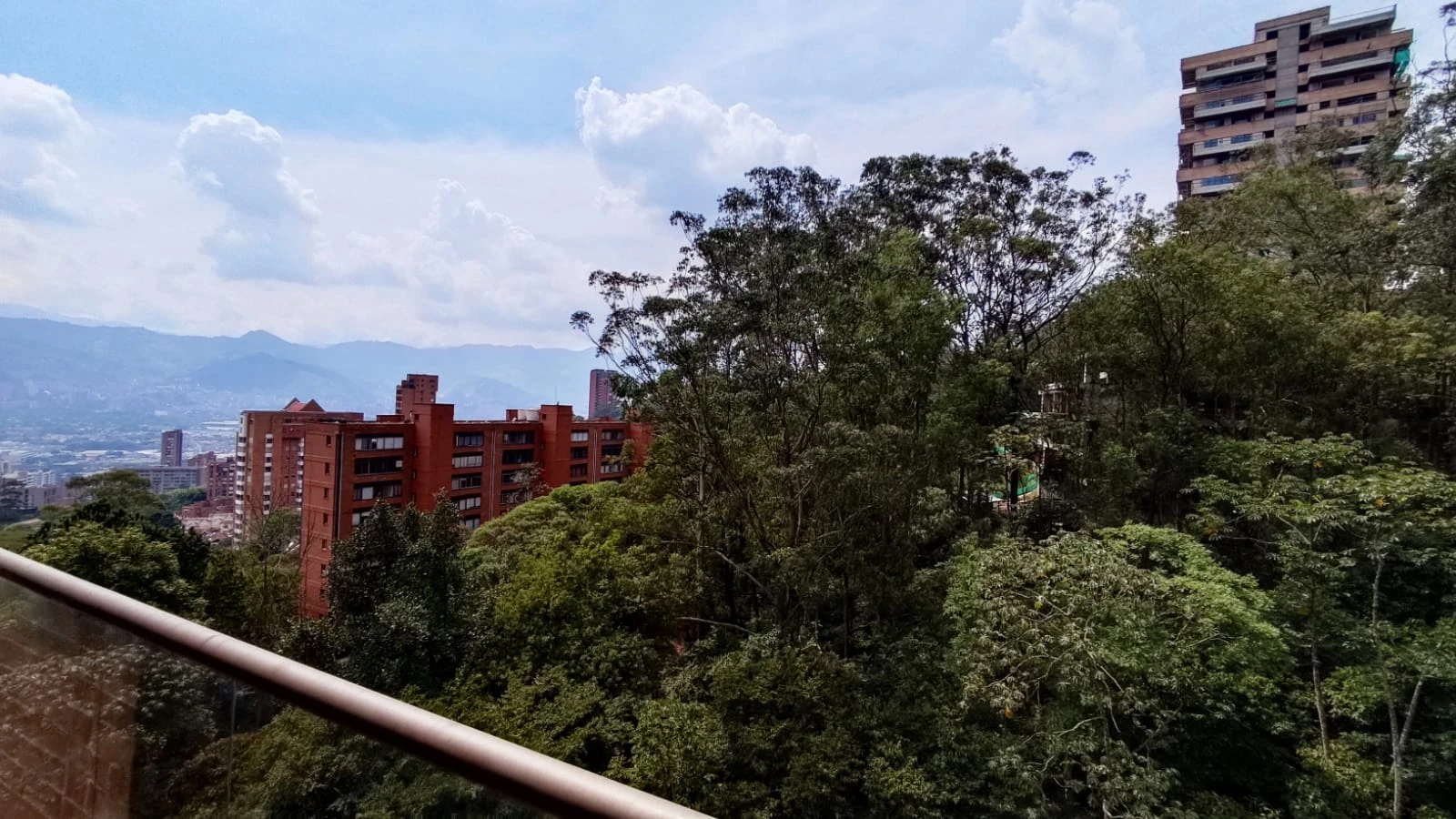 Apartamento en arriendo sector padre marianito superior