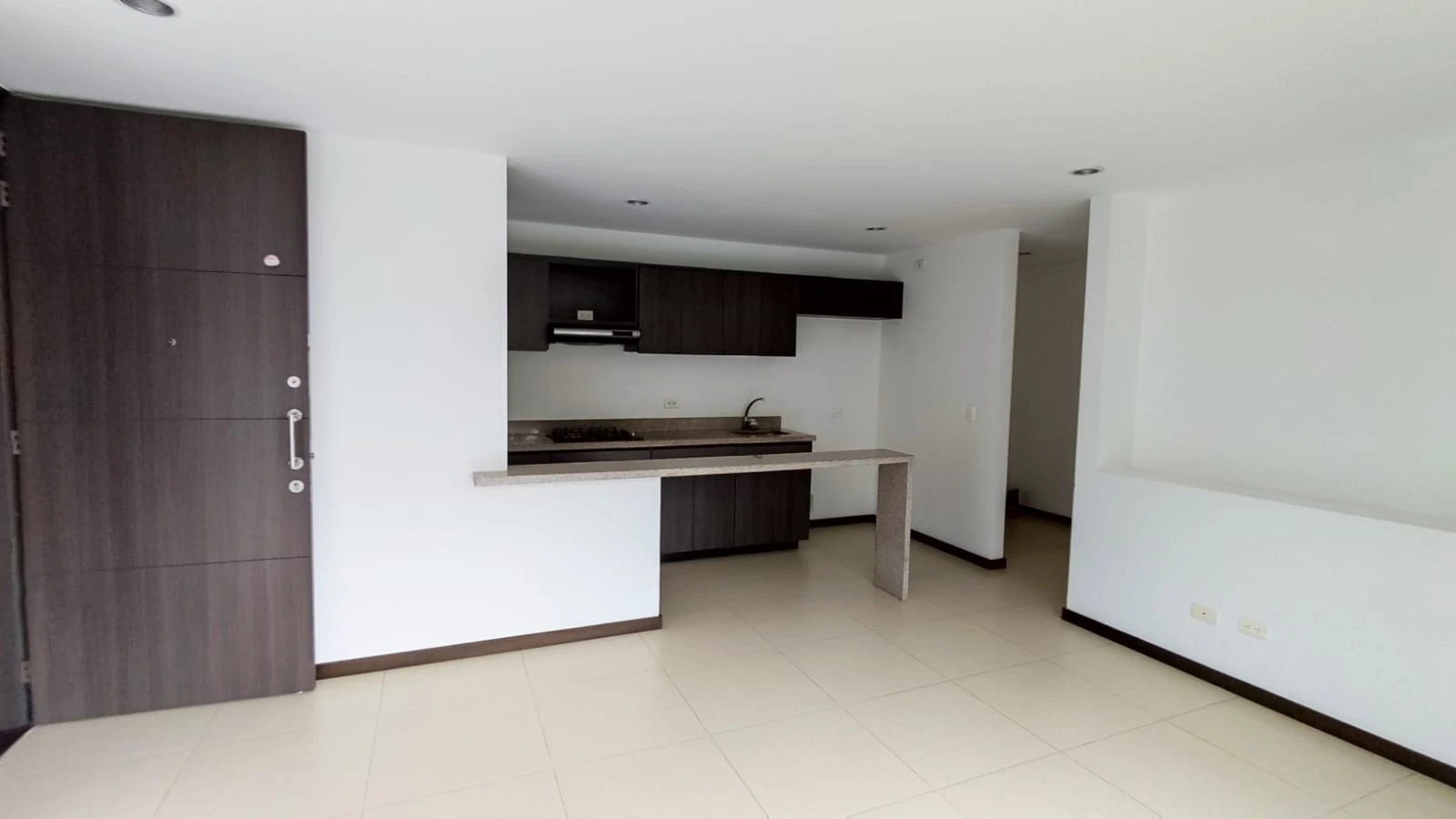 Apartamento en arriendo sector padre marianito superior