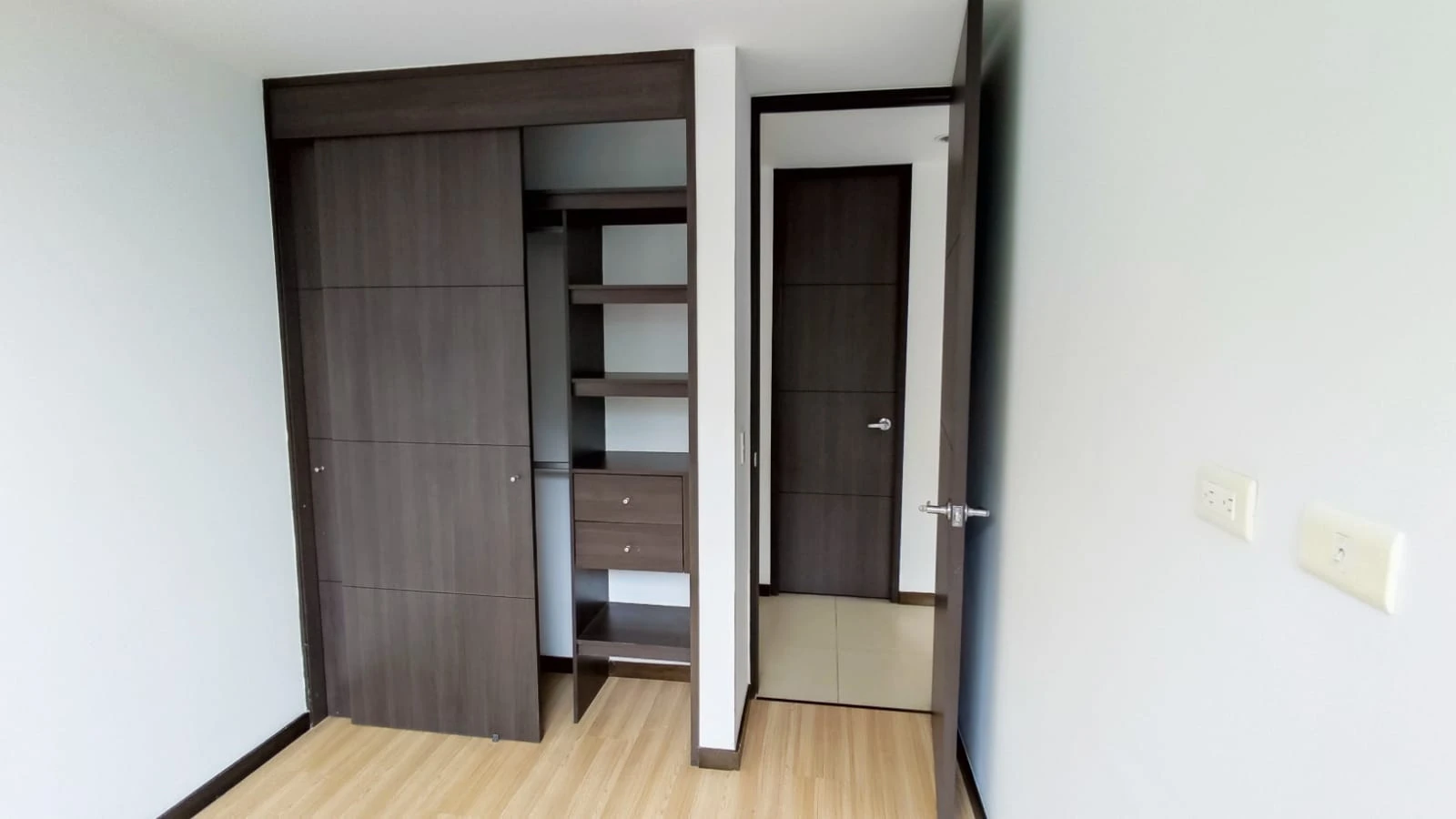 Apartamento en arriendo sector padre marianito superior