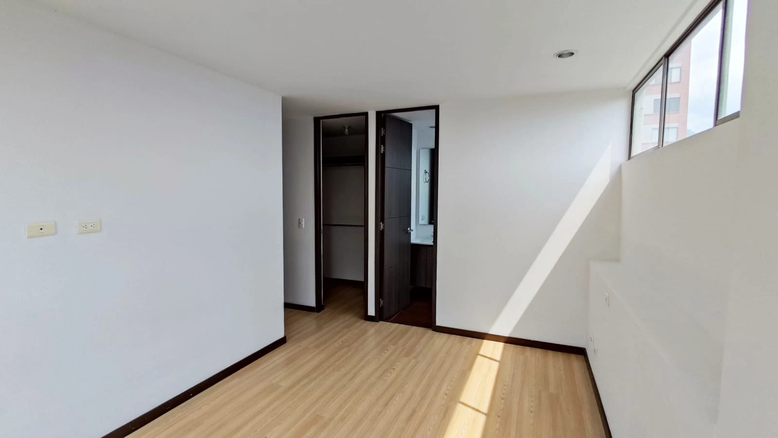 Apartamento en arriendo sector padre marianito superior